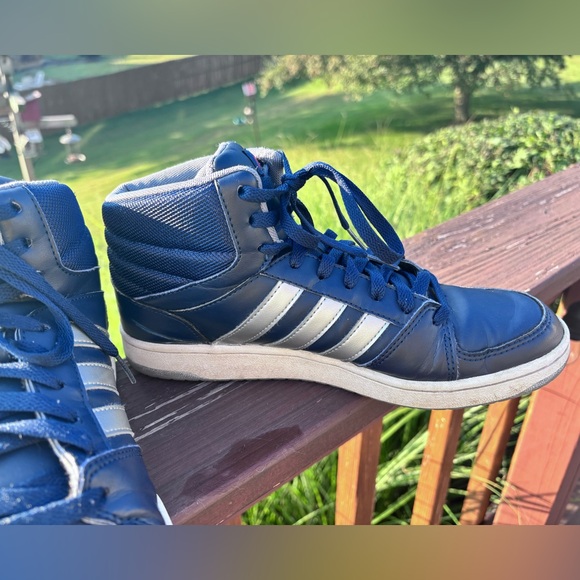 Adidas Mens Hoops 2.0 Mid Size 8 Navy Blue Great Condition - Picture 3 of 7